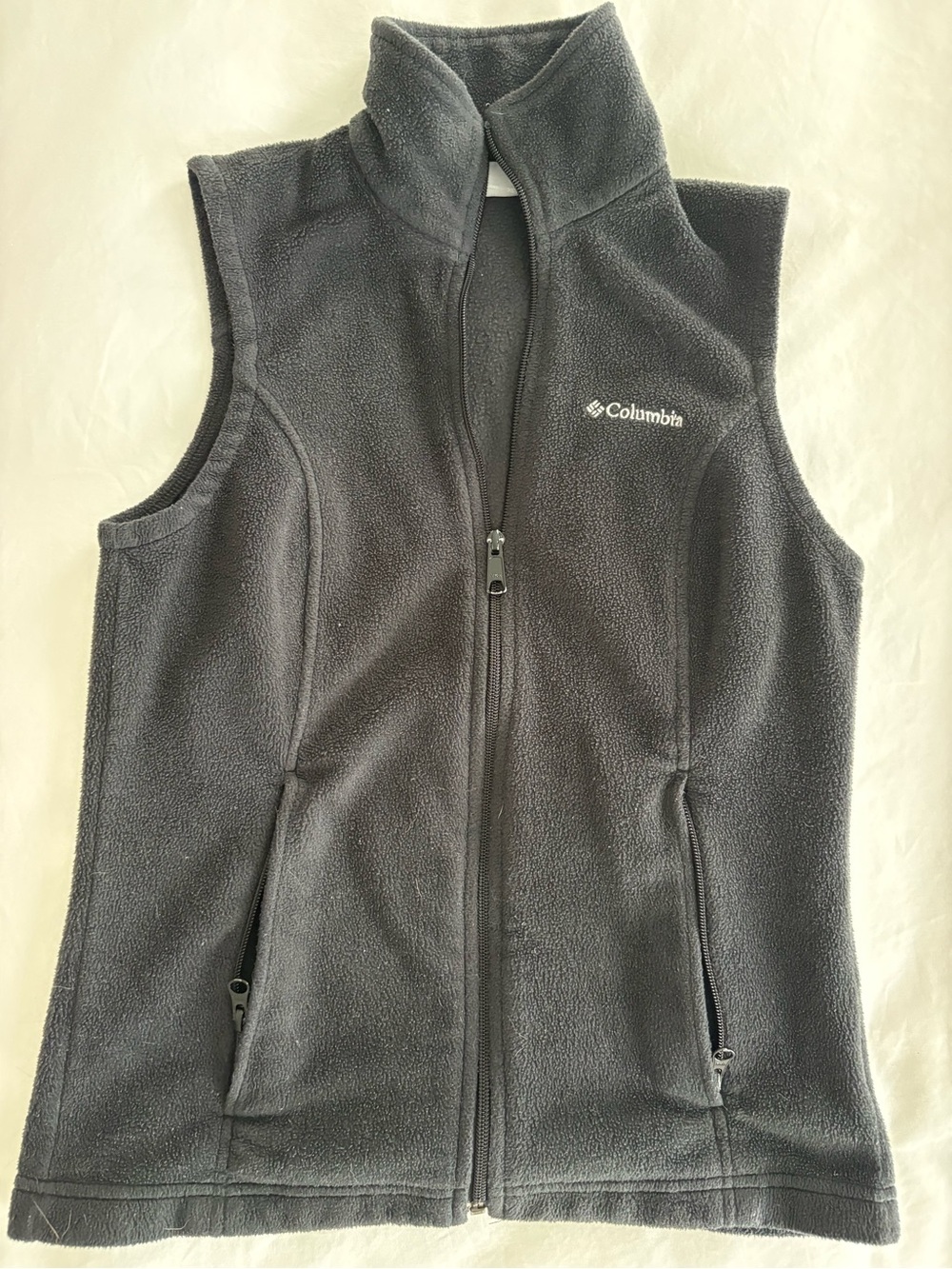 Columbia Women's Charcoal Gray Fleece Zip Vest